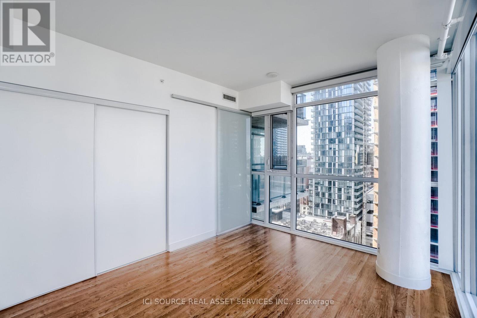 1504 - 290 Adelaide Street W, Toronto, Ontario  M5V 0P3 - Photo 12 - C13232172
