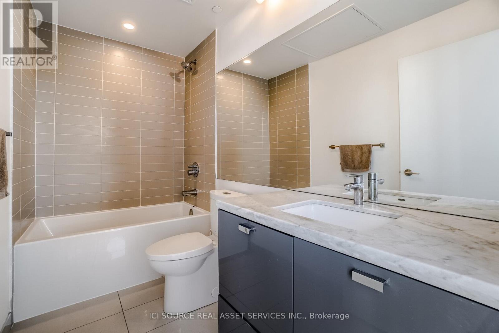 1504 - 290 Adelaide Street W, Toronto, Ontario  M5V 0P3 - Photo 15 - C13232172