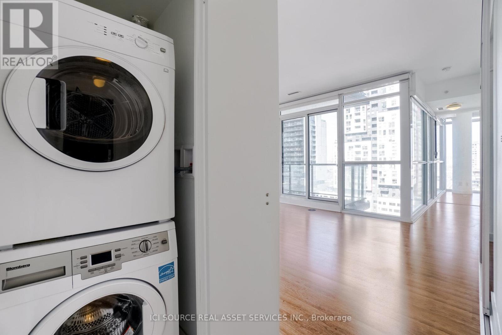 1504 - 290 Adelaide Street W, Toronto, Ontario  M5V 0P3 - Photo 17 - C13232172