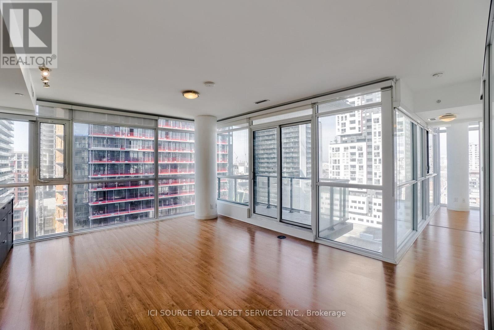 1504 - 290 Adelaide Street W, Toronto, Ontario  M5V 0P3 - Photo 5 - C13232172