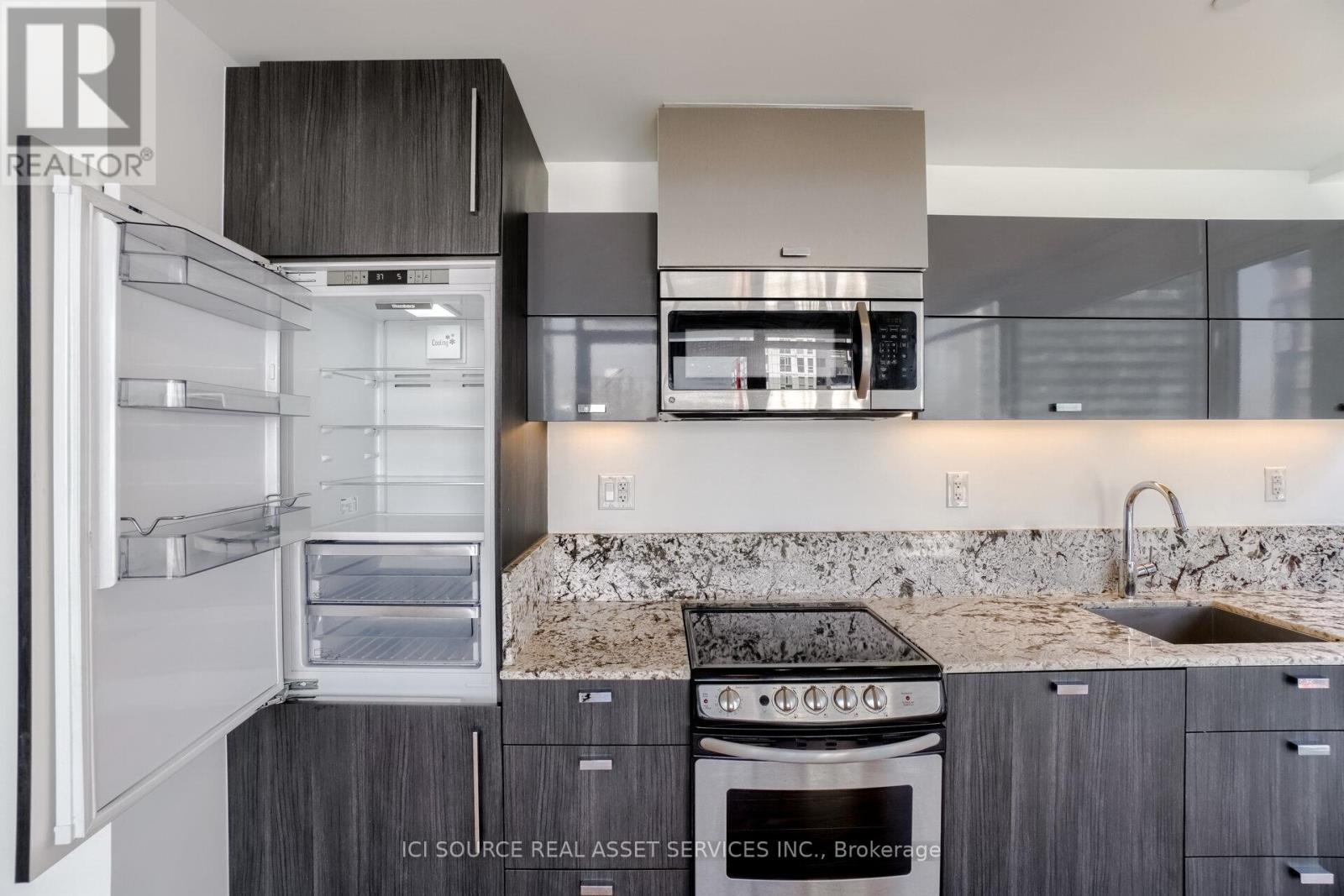 1504 - 290 Adelaide Street W, Toronto, Ontario  M5V 0P3 - Photo 9 - C13232172