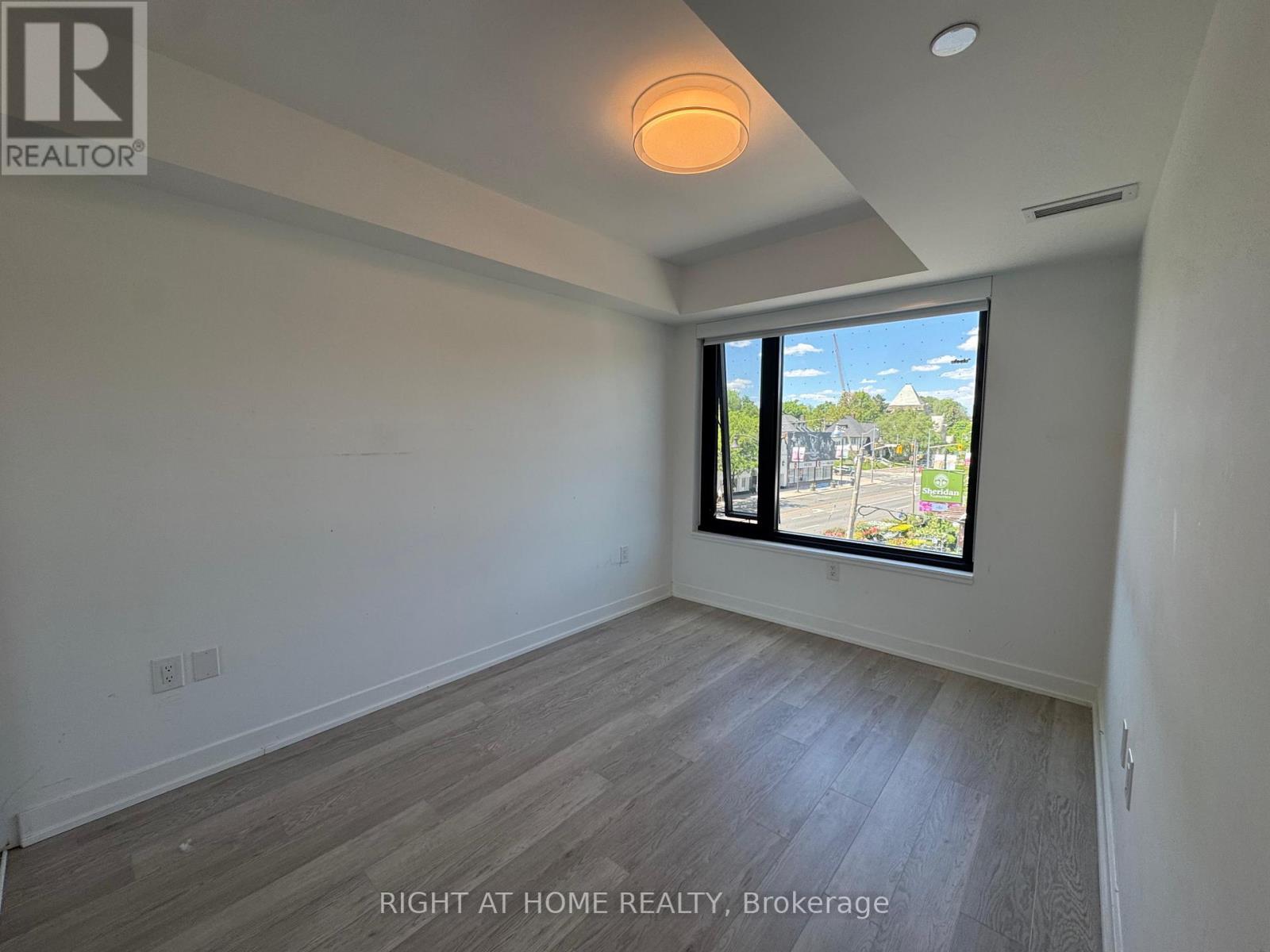 307 - 3 Strathgowan Avenue, Toronto, Ontario  M4N 1B8 - Photo 20 - C13232186