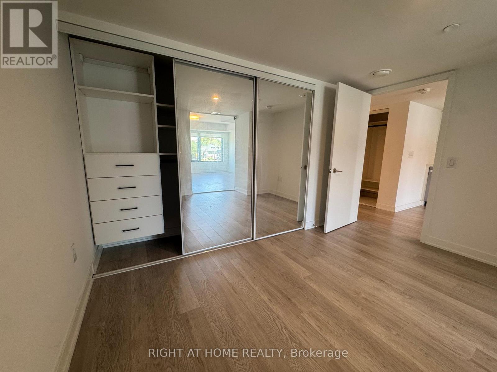 307 - 3 Strathgowan Avenue, Toronto, Ontario  M4N 1B8 - Photo 25 - C13232186