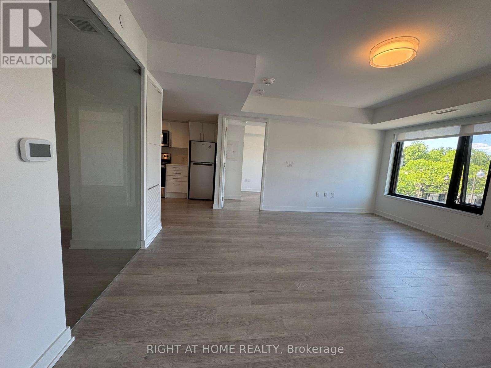 307 - 3 Strathgowan Avenue, Toronto, Ontario  M4N 1B8 - Photo 5 - C13232186
