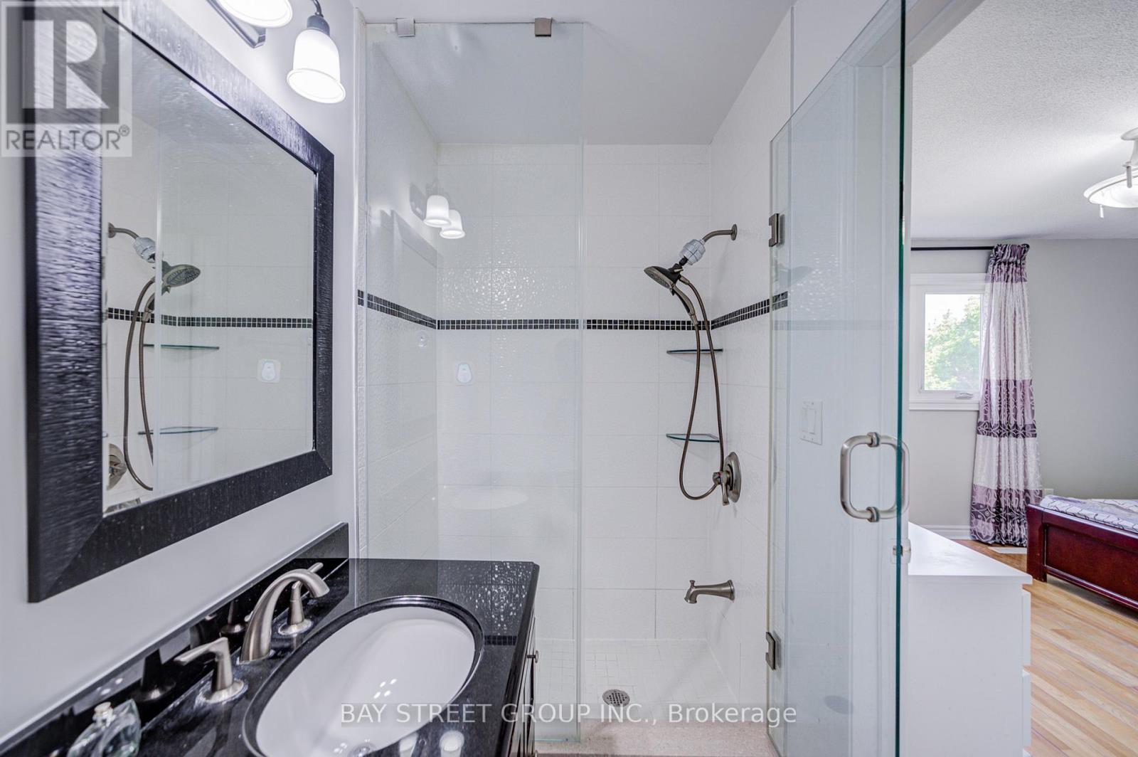 68 Kimroy Grove, Toronto, Ontario  M1S 4E3 - Photo 19 - E13232098