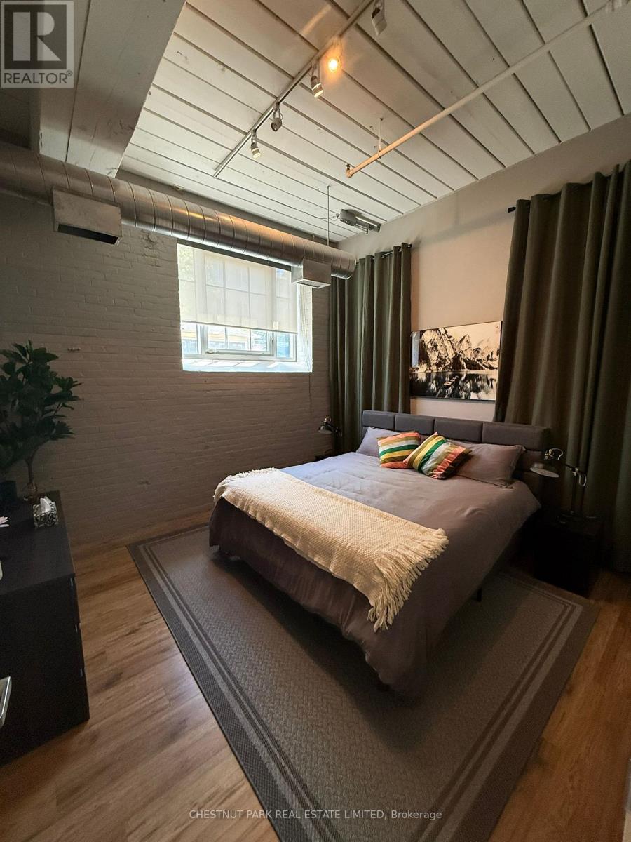1 - 1135 Dundas Street E, Toronto, Ontario  M4M 1R9 - Photo 11 - E13232100