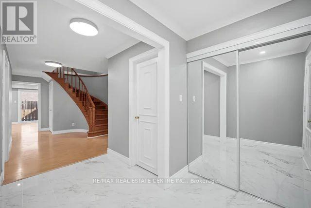 53 Farmhill Court, Toronto, Ontario  M1B 2M1 - Photo 3 - E13232156