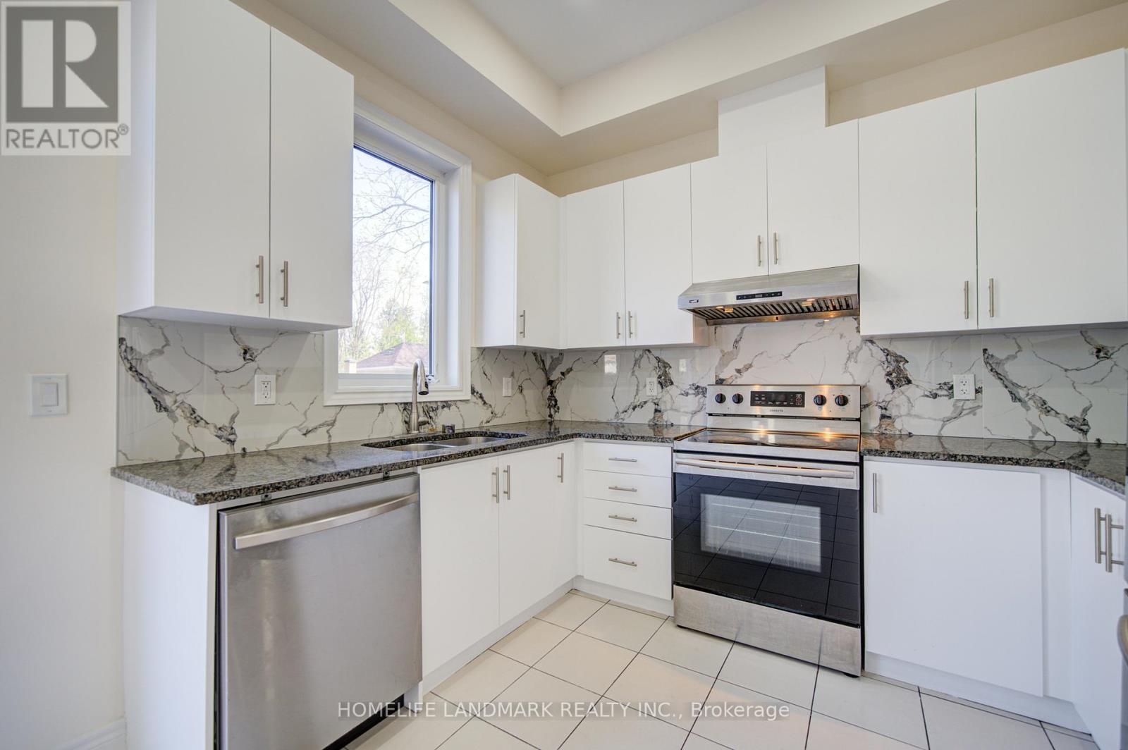 36 Latchford Lane N, Richmond Hill, Ontario  L4C 7V6 - Photo 10 - N13232130