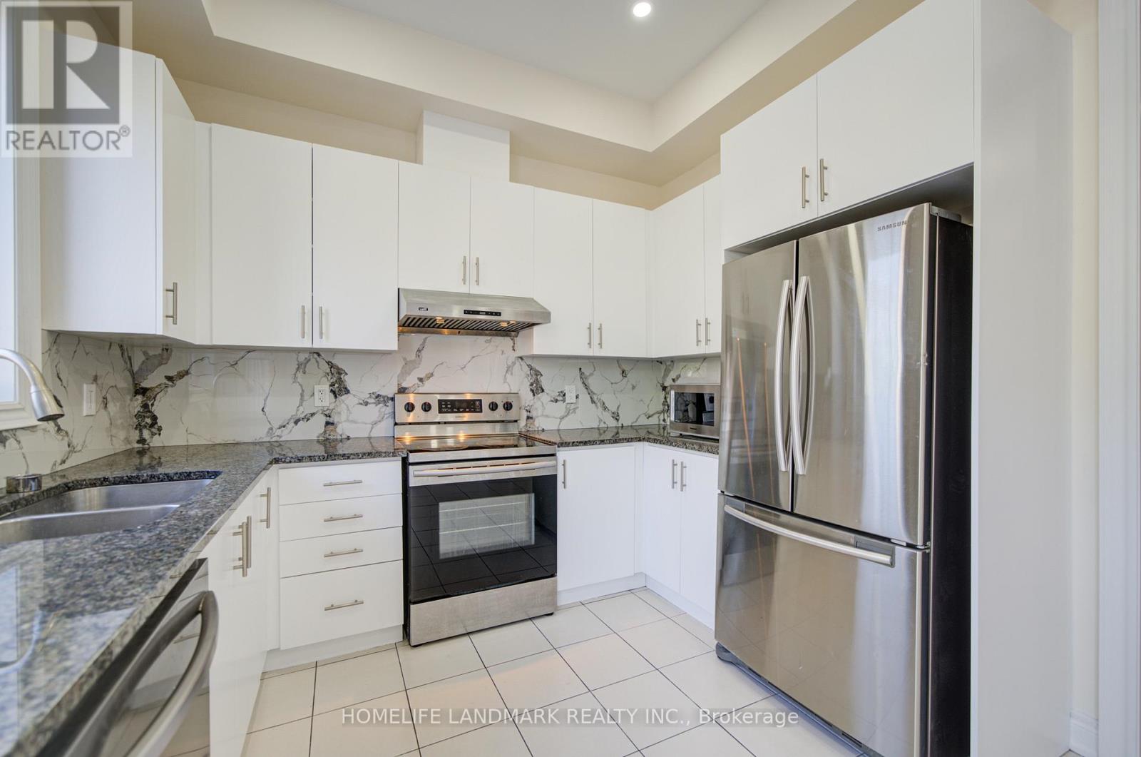 36 Latchford Lane N, Richmond Hill, Ontario  L4C 7V6 - Photo 11 - N13232130