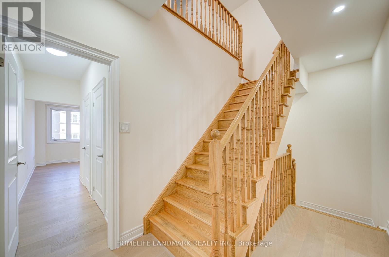36 Latchford Lane N, Richmond Hill, Ontario  L4C 7V6 - Photo 16 - N13232130