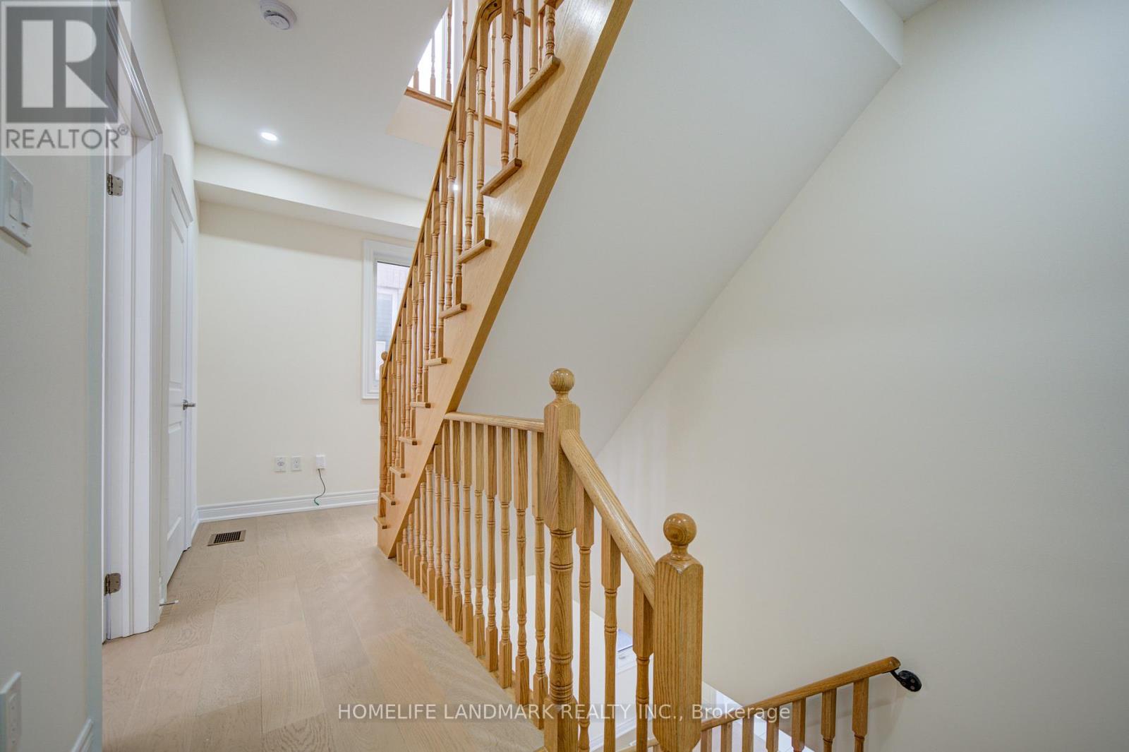36 Latchford Lane N, Richmond Hill, Ontario  L4C 7V6 - Photo 17 - N13232130