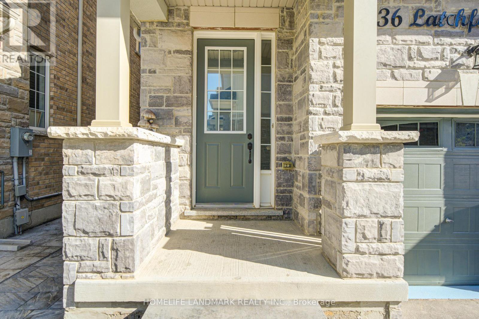 36 Latchford Lane N, Richmond Hill, Ontario  L4C 7V6 - Photo 2 - N13232130