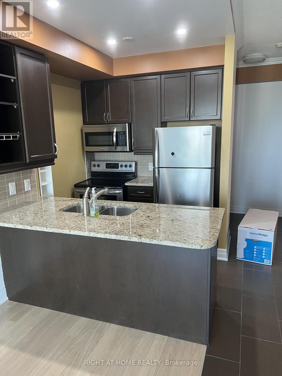 2401 - 100 John Street, Brampton, Ontario  L6W 0A8 - Photo 20 - W13232052