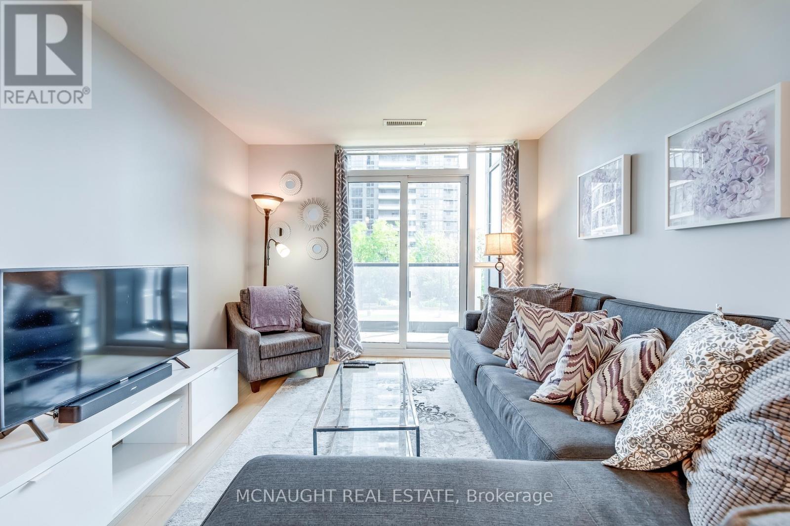 505 - 5 Valhalla Inn Road, Toronto, Ontario M9B 0B1 - Photo 14 - W13232082