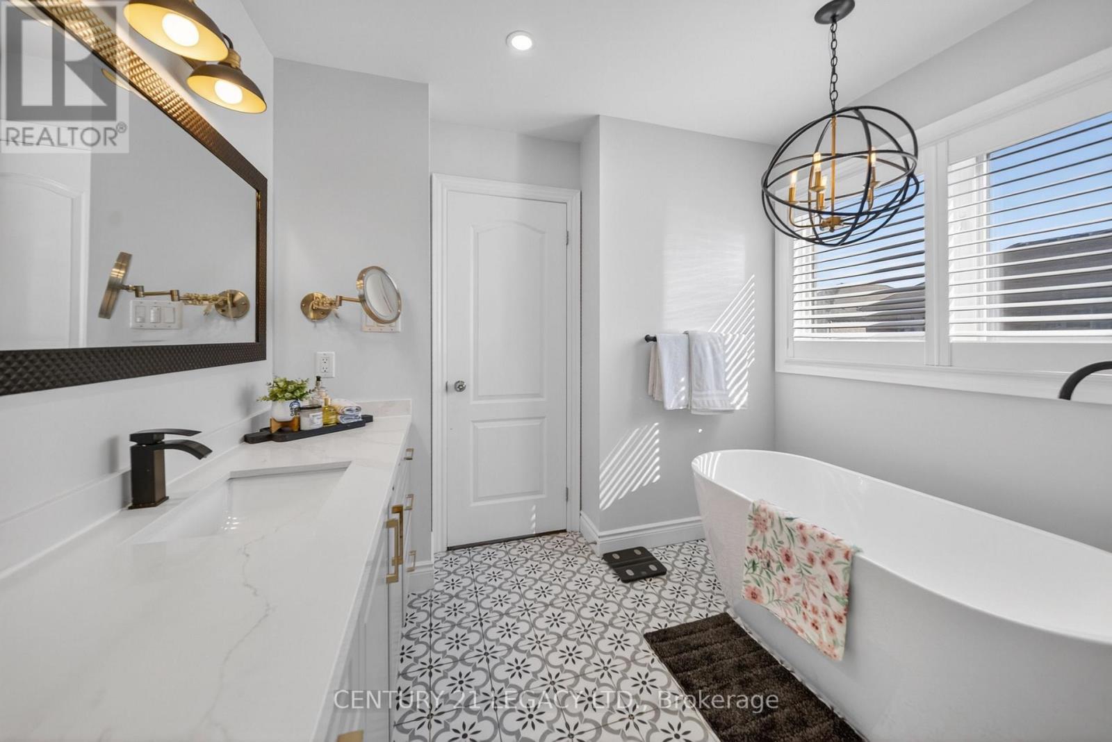 33 Andretti Crescent, Brampton, Ontario  L6X 5G6 - Photo 23 - W13232090