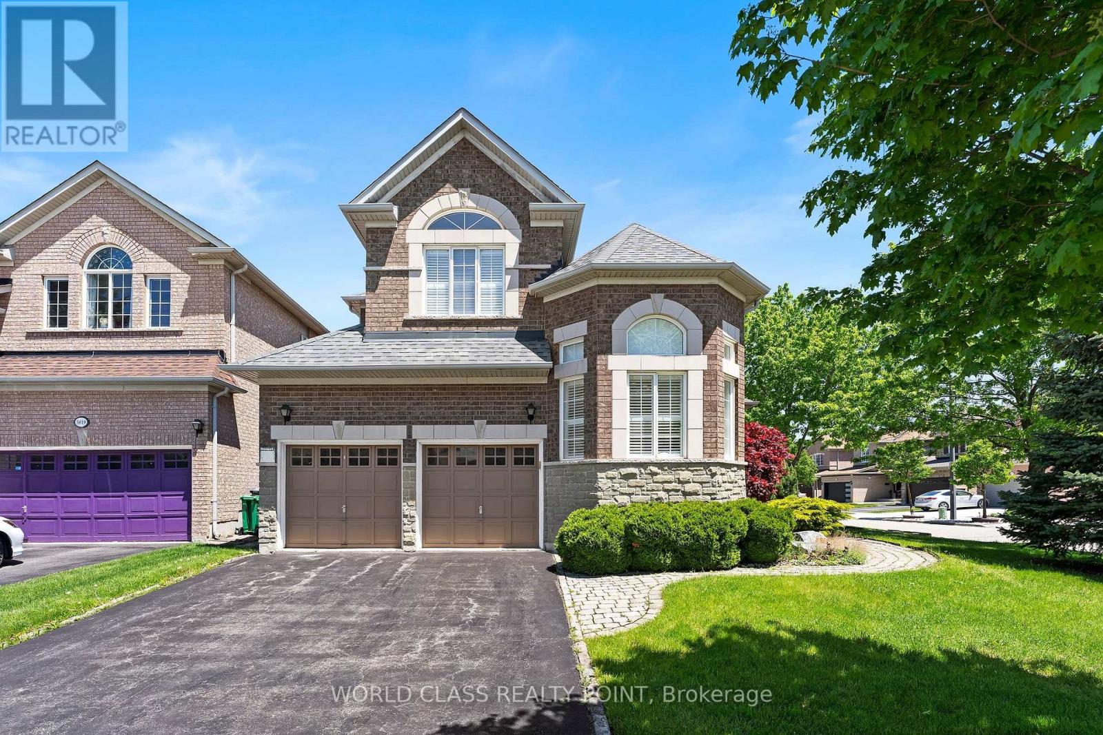 3795 Lacman Trail, Mississauga, Ontario  L5M 6X8 - Photo 2 - W13232096