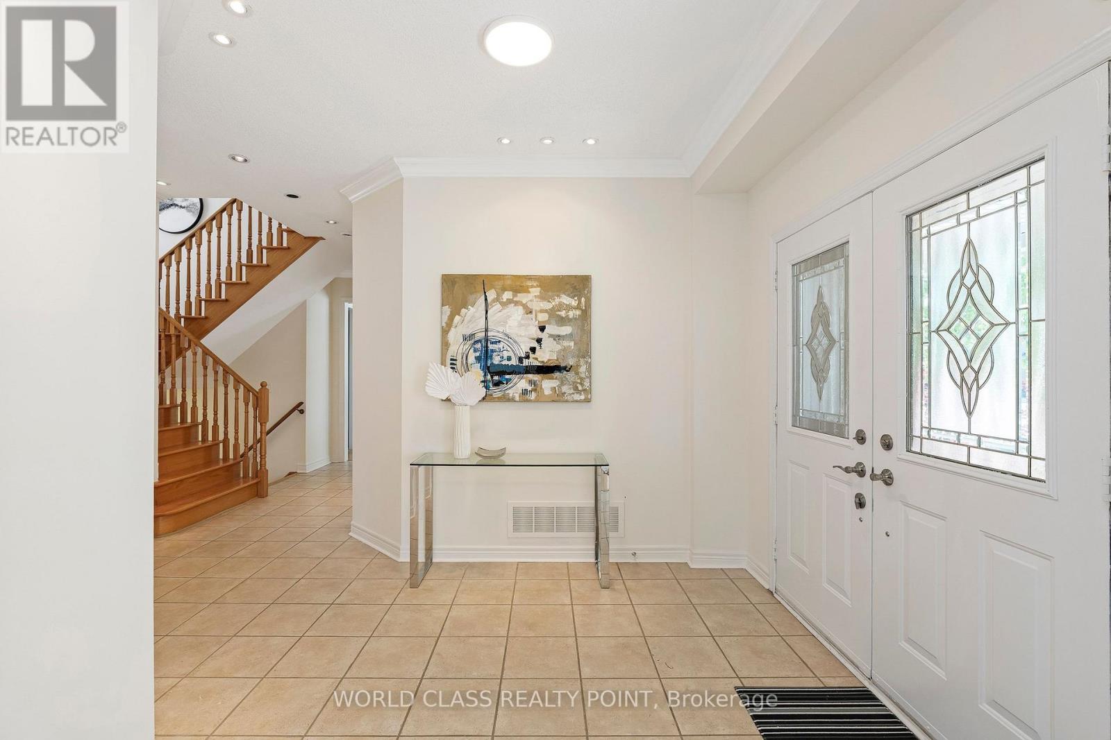 3795 Lacman Trail, Mississauga, Ontario  L5M 6X8 - Photo 5 - W13232096