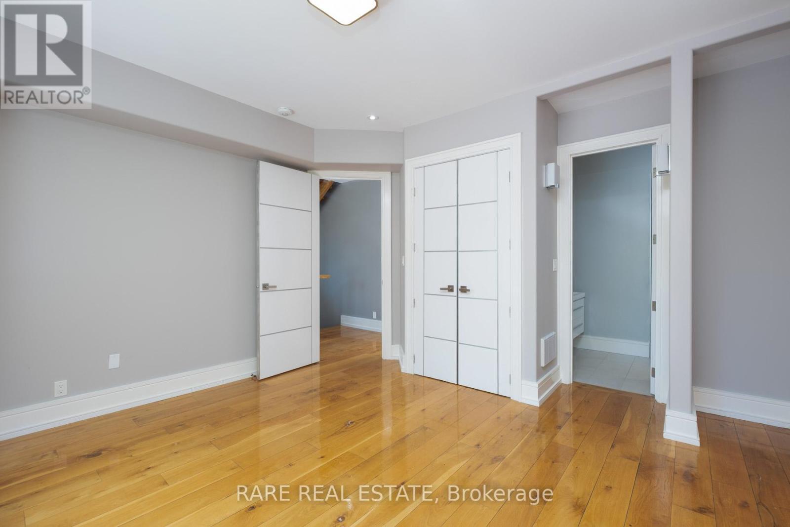 17 Kennedy Park Avenue N, Toronto, Ontario  M6P 3H2 - Photo 19 - W13232188