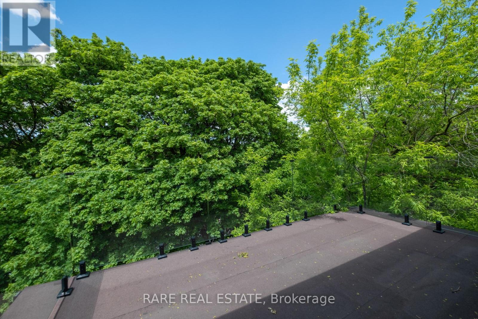 17 Kennedy Park Avenue N, Toronto, Ontario  M6P 3H2 - Photo 33 - W13232188