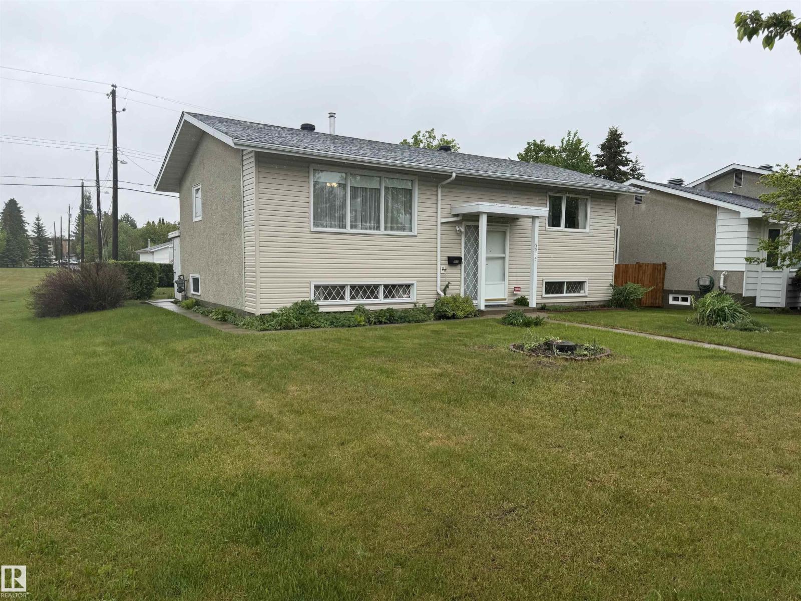 5915 115 St Nw, Edmonton, Alberta  T6H 3P6 - Photo 1 - E4491412
