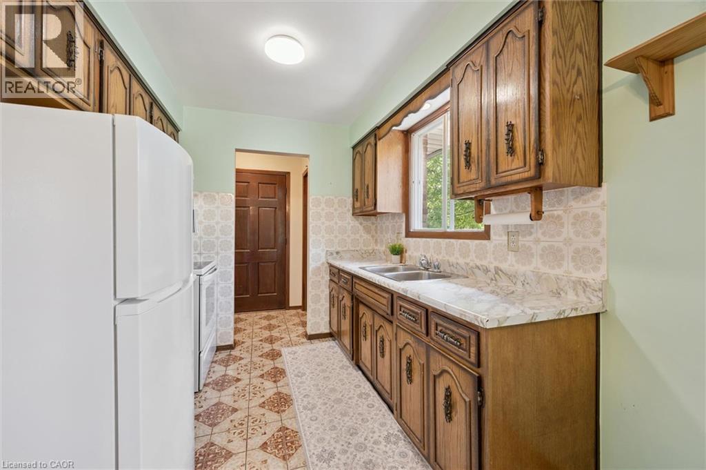 189 Johanna Drive, Cambridge, Ontario  N1S 4C4 - Photo 7 - 40835476