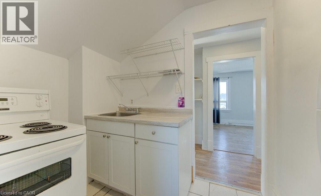 11 Simcoe Street, Cambridge, Ontario  N1R 1N7 - Photo 23 - 40809507