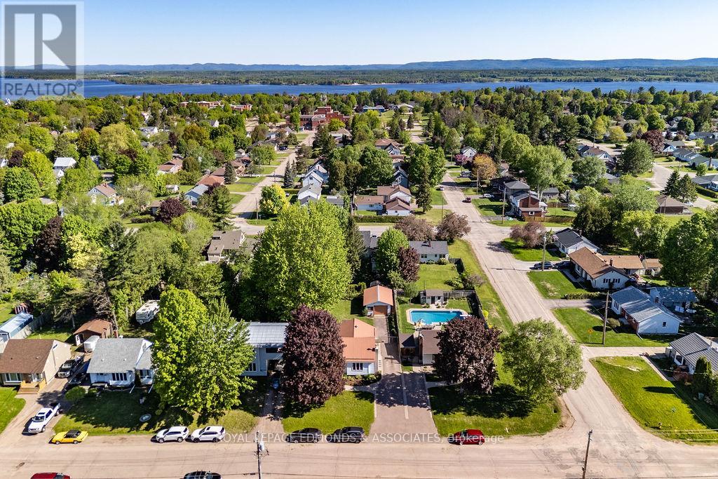 373 Morris Street, Pembroke, Ontario  K8A 2L7 - Photo 40 - X13232266
