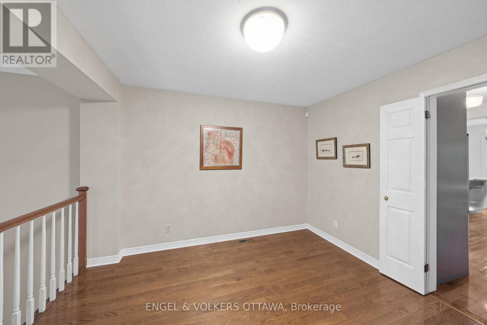 44 Dunbarton Court, Ottawa, Ontario  K1K 4L4 - Photo 13 - X13232242