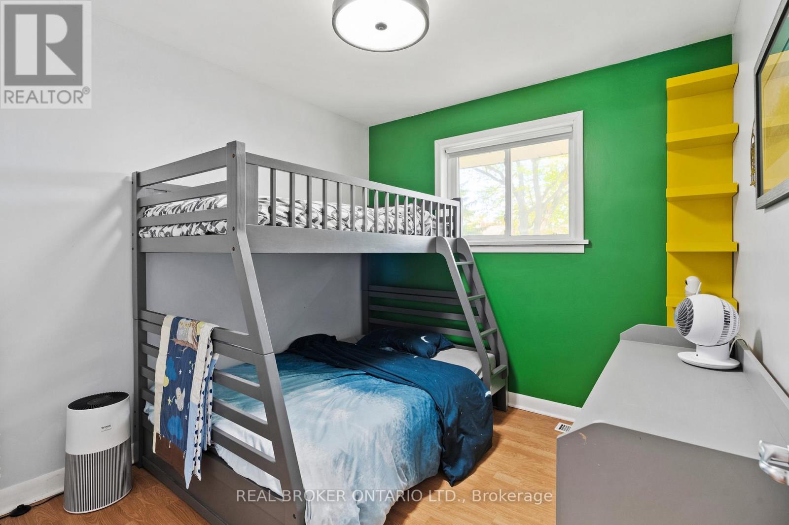 8 Goldsmith Avenue, St. Catharines, Ontario  L2M 2V8 - Photo 9 - X13232244