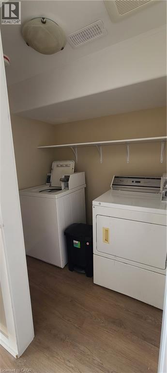 120 Elmwood Avenue Unit# B, Cambridge, Ontario  N1R 4Y6 - Photo 14 - 40836077