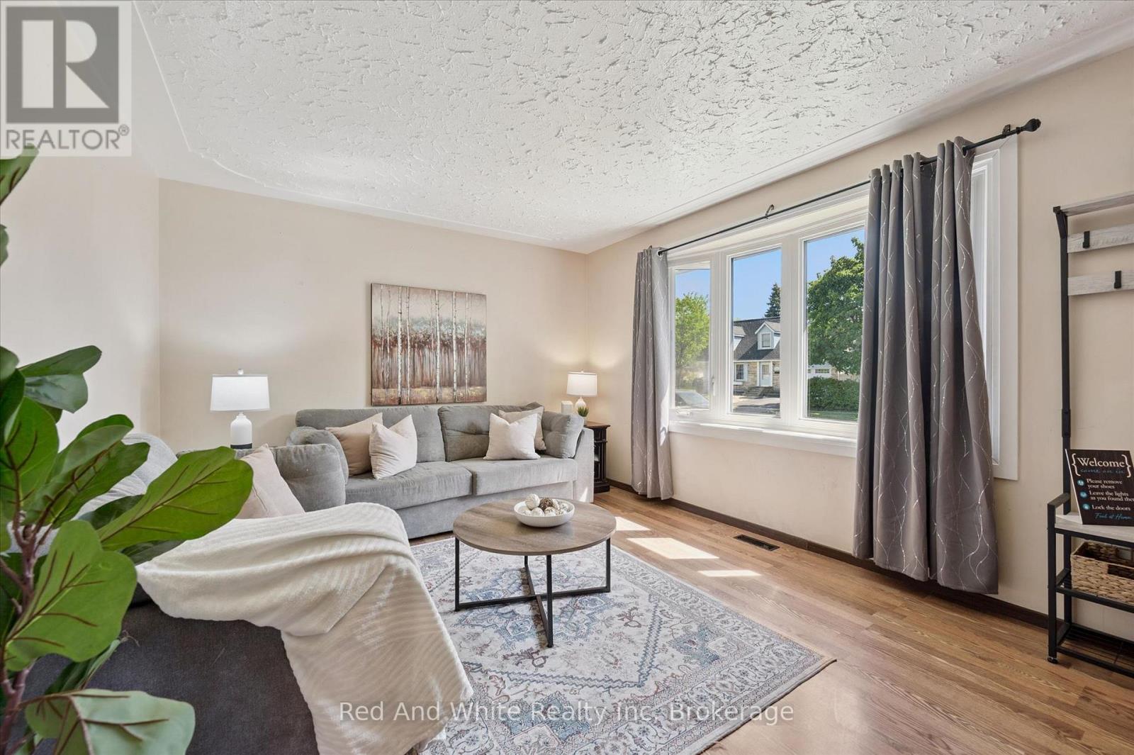 189 Johanna Drive, Waterloo, Ontario  N1S 4C4 - Photo 6 - X13232280