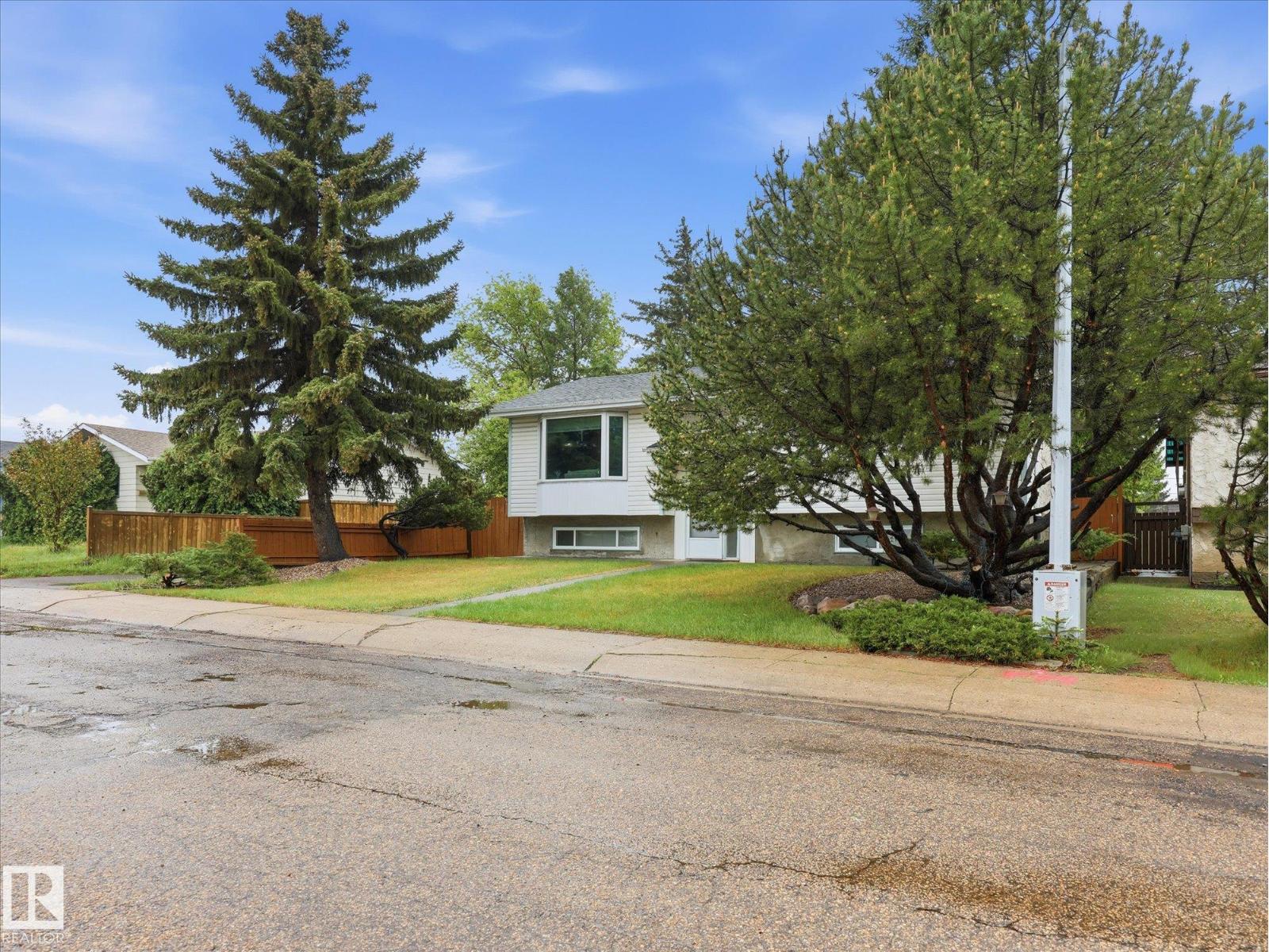 3548 65 St Nw, Edmonton, Alberta  T6L 1G4 - Photo 3 - E4491415