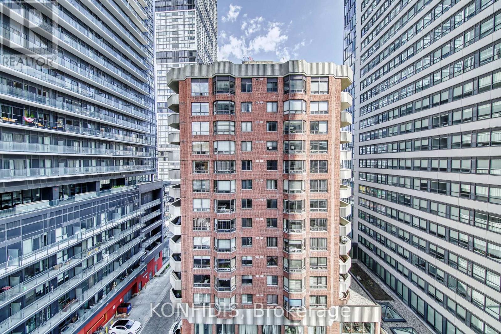 910 - 77 Mutual Street, Toronto, Ontario  M5B 0B9 - Photo 18 - C13232272