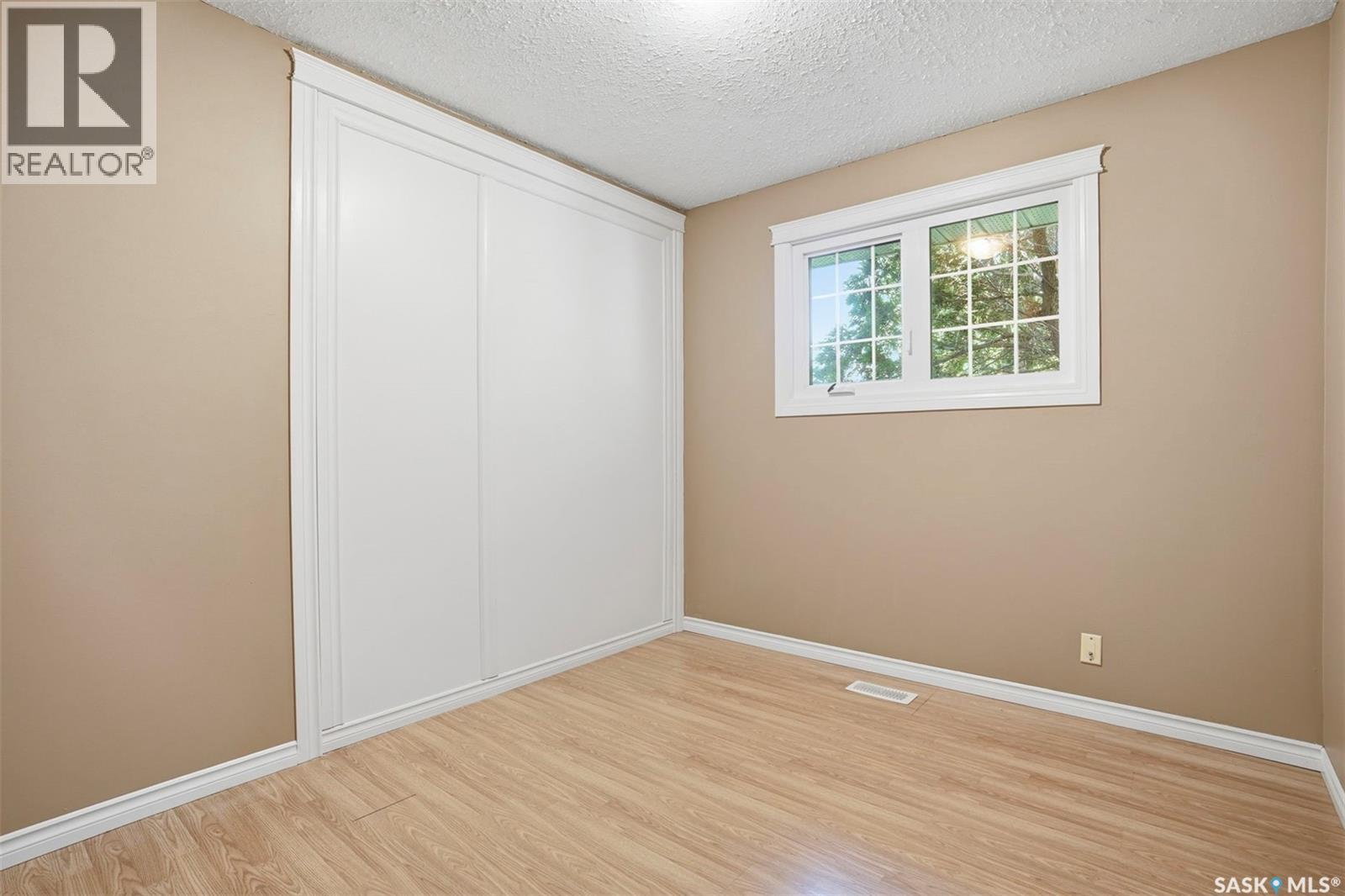 2019 Louise Avenue, Saskatoon, Saskatchewan  S7J 2C1 - Photo 12 - SK037882
