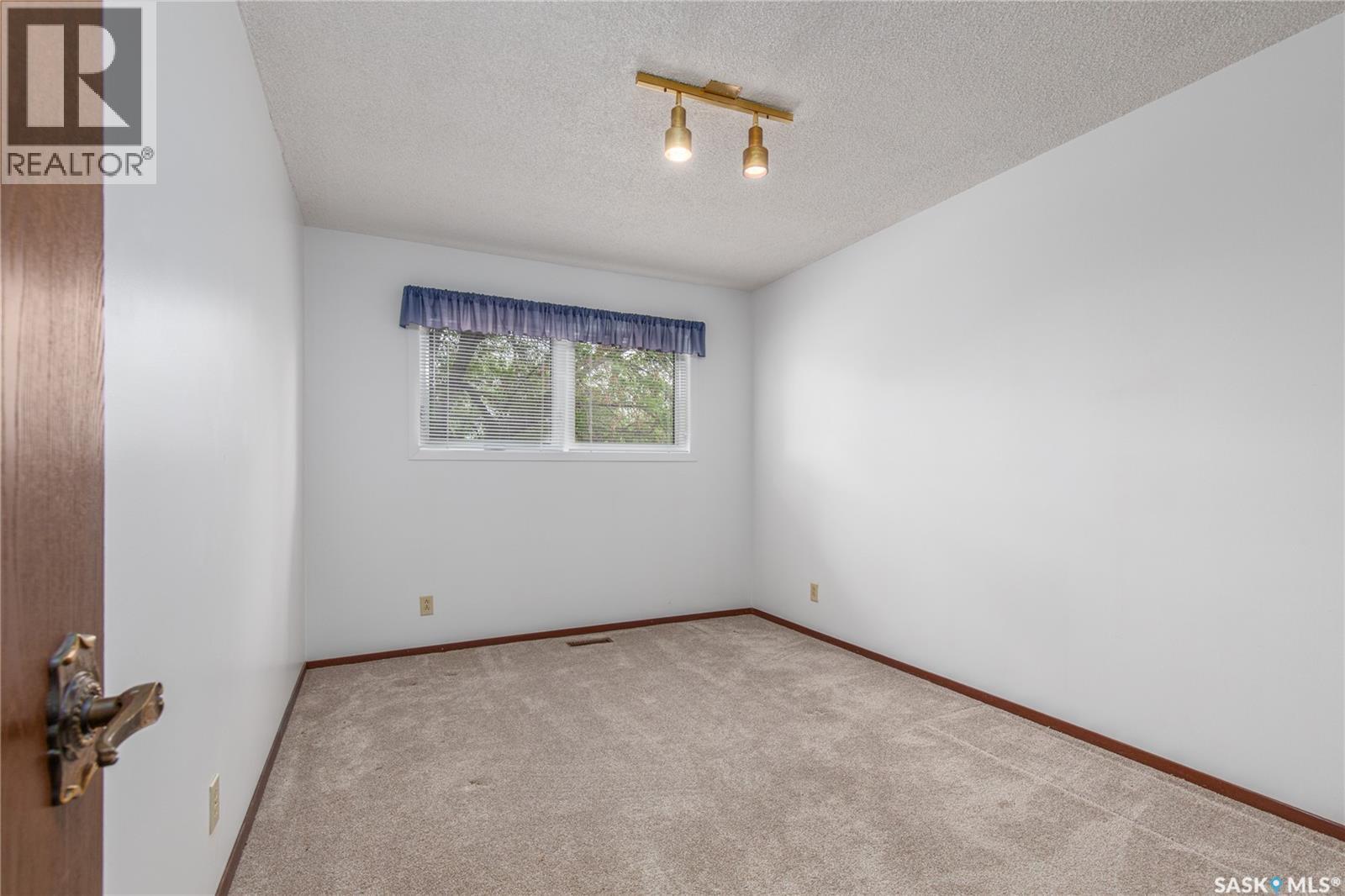 1229 Pascoe Drive W, Moose Jaw, Saskatchewan  S6H 6Z4 - Photo 25 - SK037821