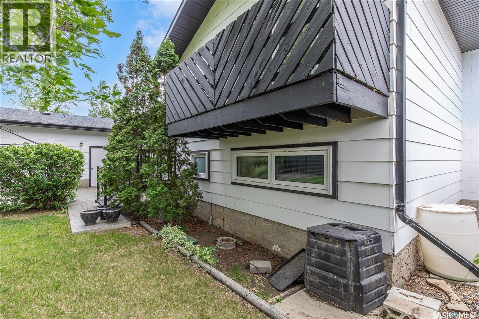 1229 Pascoe Drive W, Moose Jaw, Saskatchewan  S6H 6Z4 - Photo 44 - SK037821