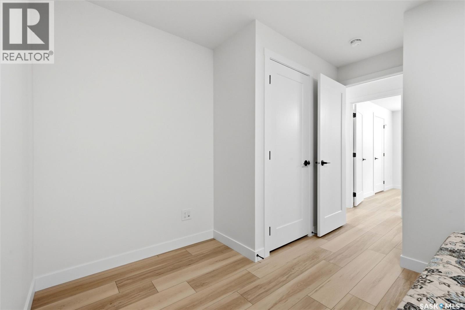 3318 Green Brook Road, Regina, Saskatchewan  S4V 1P2 - Photo 42 - SK037709