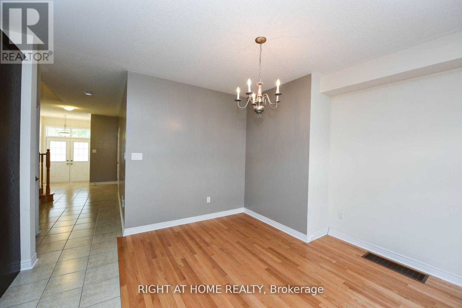 245 Sarah Cline Drive, Oakville, Ontario  L6M 0V3 - Photo 14 - W13232212