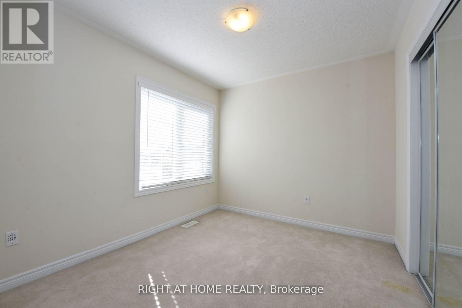 245 Sarah Cline Drive, Oakville, Ontario  L6M 0V3 - Photo 17 - W13232212