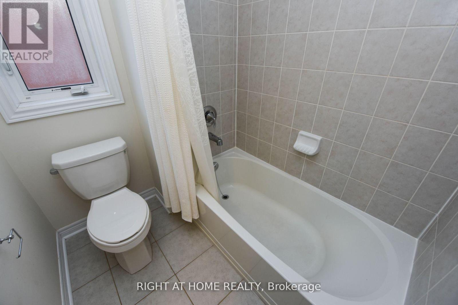 245 Sarah Cline Drive, Oakville, Ontario  L6M 0V3 - Photo 21 - W13232212