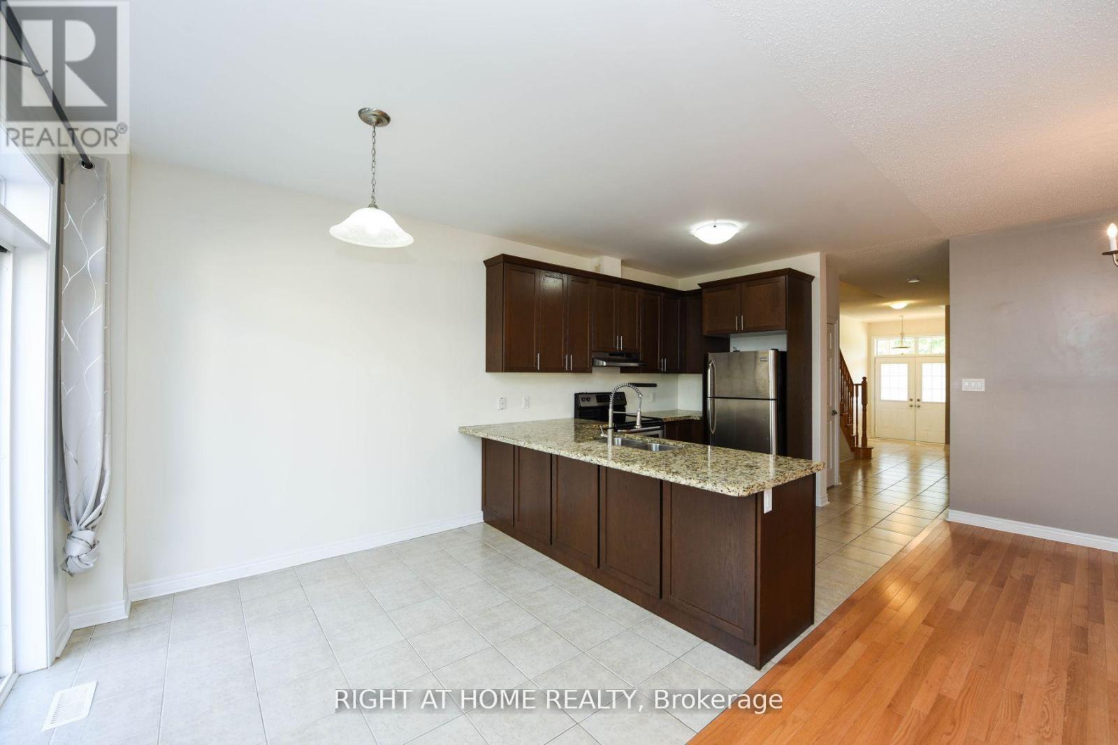 245 Sarah Cline Drive, Oakville, Ontario  L6M 0V3 - Photo 8 - W13232212