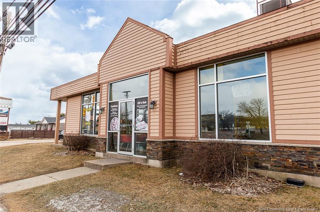 504 Champlain Street Unit# A, Dieppe, New Brunswick  E1A 1P4 - Photo 2 - NB140685