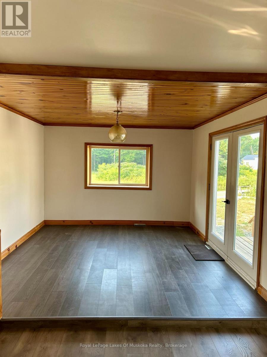 8 - 1701 Highway 11, Gravenhurst, Ontario  P0E 1G0 - Photo 4 - X12949428