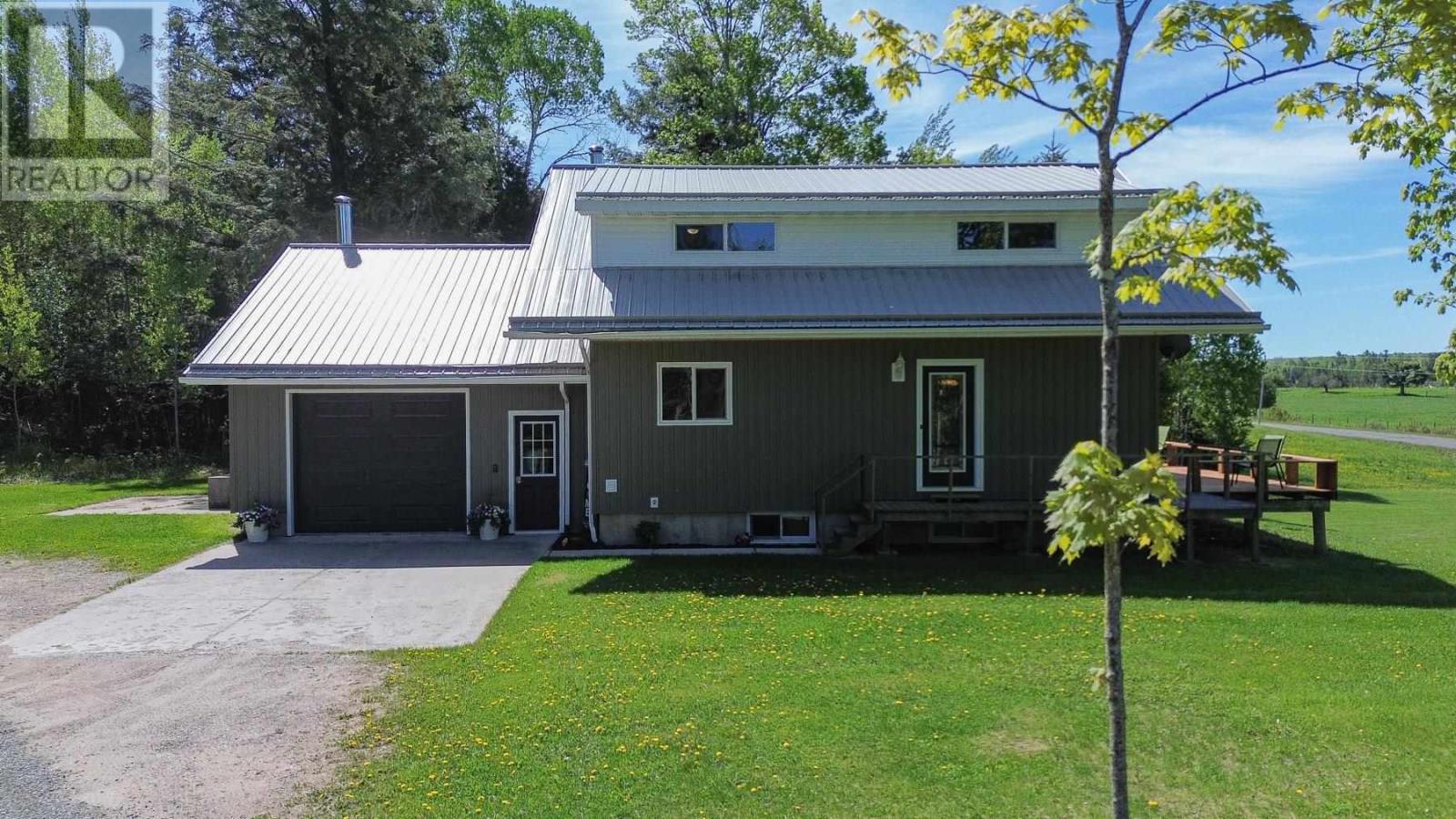 2632 A Line Rd, Richards Landing, Ontario P0R 1J0 - Photo 5 - SM261242