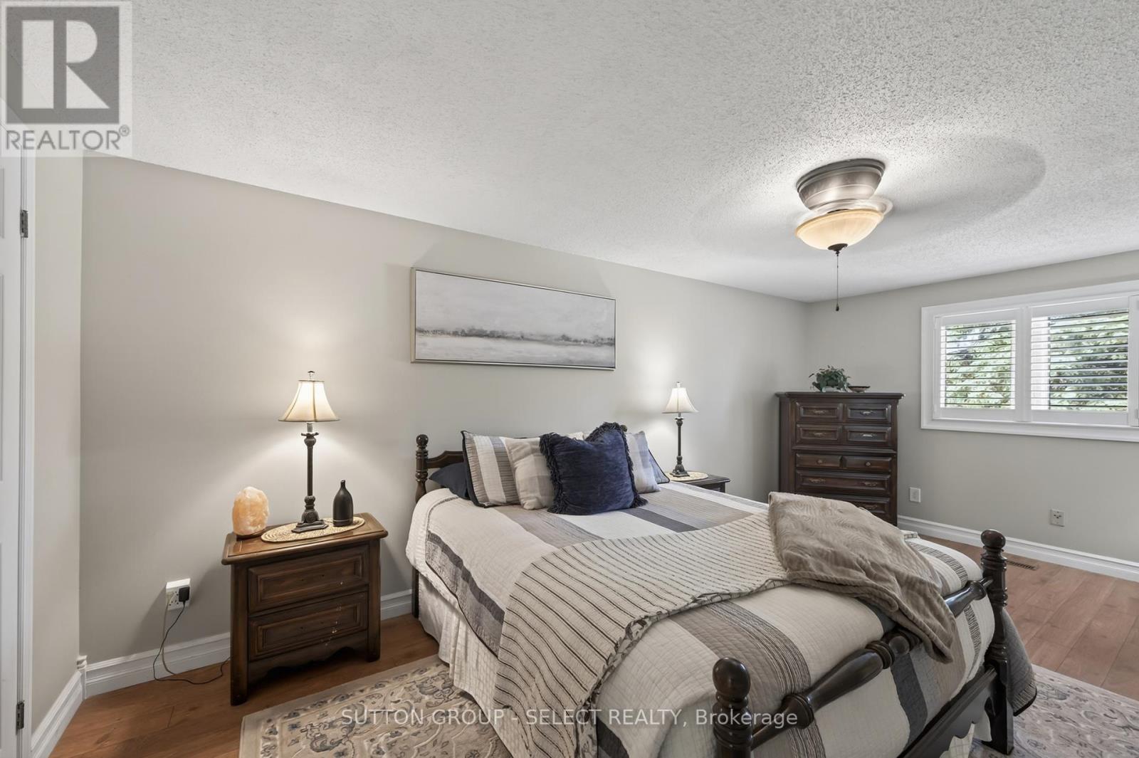 12 Banting Crescent, London North, Ontario  N6G 4G2 - Photo 11 - X13232290