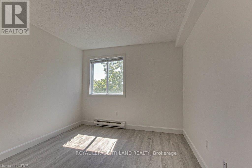 212 - 733 Deveron Crescent, London South, Ontario  N5Z 4X7 - Photo 11 - X13232298