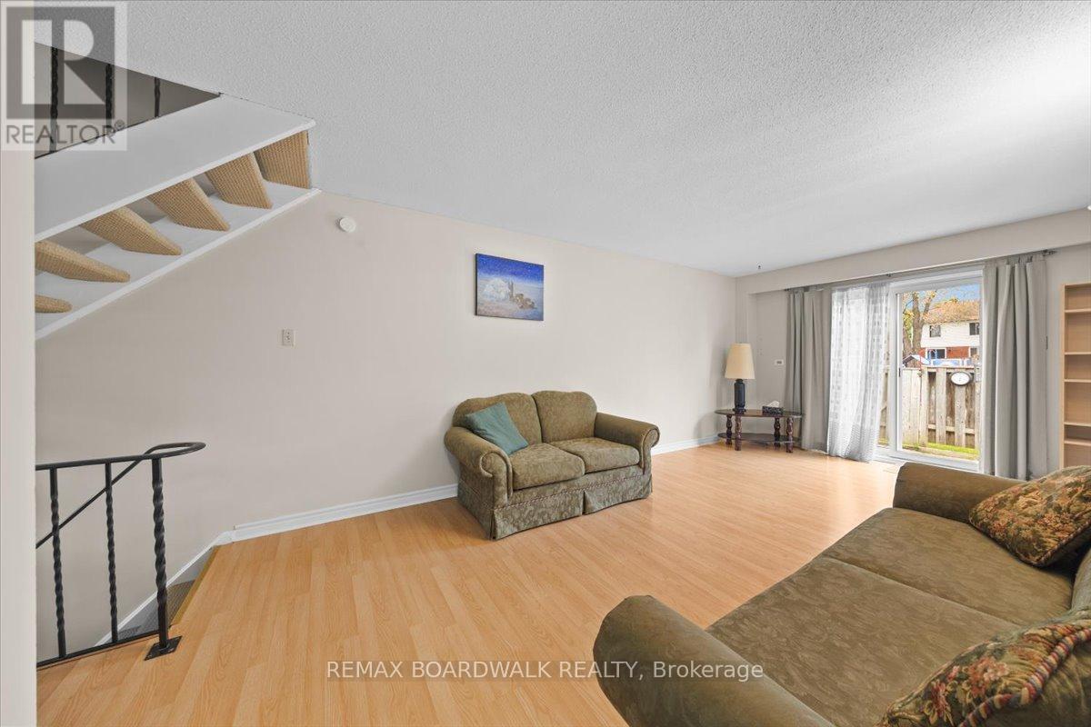 48 - 1828 Axminster Court, Ottawa, Ontario  K1C 1Z4 - Photo 12 - X13232322