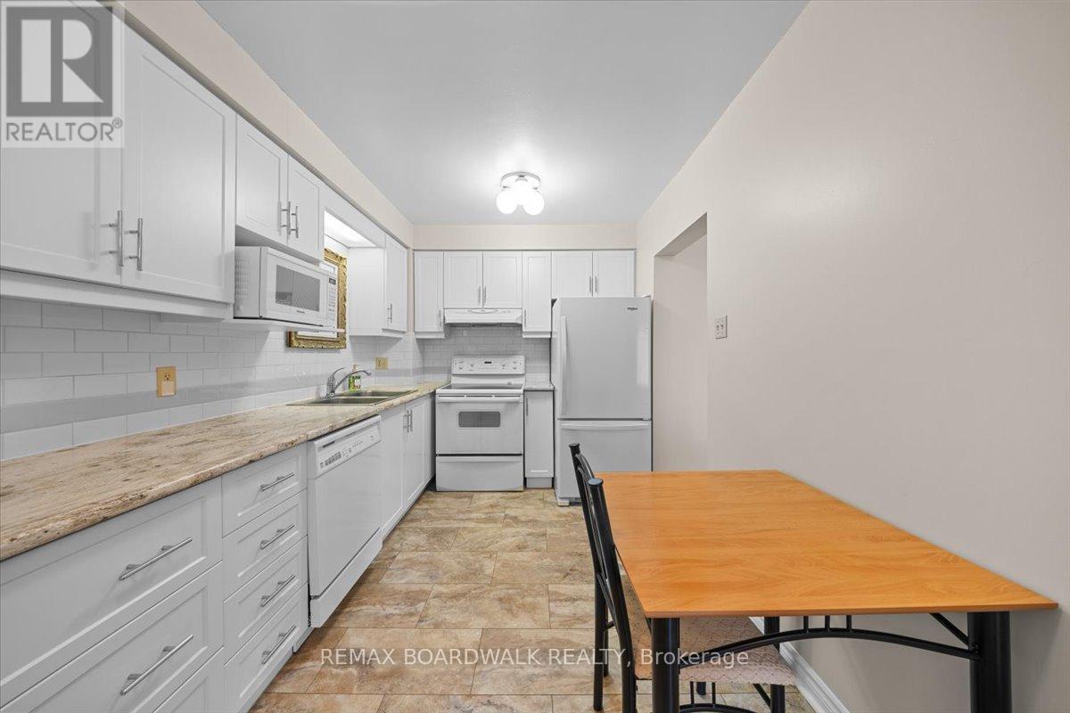 48 - 1828 Axminster Court, Ottawa, Ontario  K1C 1Z4 - Photo 21 - X13232322