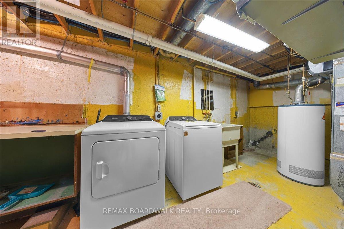 48 - 1828 Axminster Court, Ottawa, Ontario  K1C 1Z4 - Photo 39 - X13232322