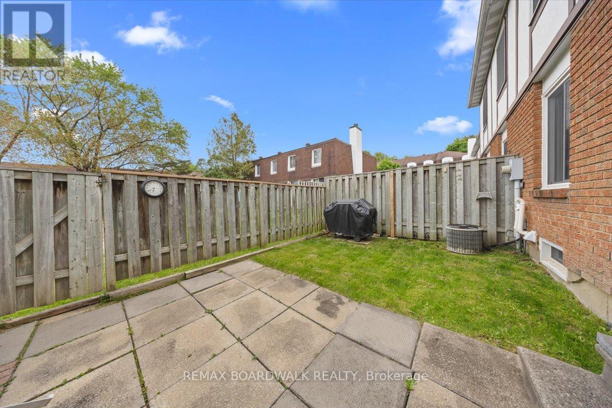 48 - 1828 Axminster Court, Ottawa, Ontario  K1C 1Z4 - Photo 42 - X13232322